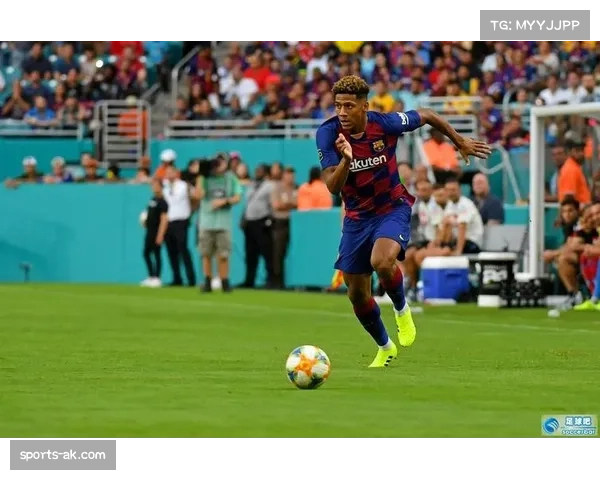 尼斯后卫托迪博累计黄牌停赛,将缺席对阵朗斯的关键战 尼斯后卫托迪博累计黄牌停赛,将缺席对阵朗斯的关键战